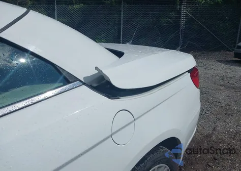 2014 Chrysler 200 Limited из США, поврежденный, VIN 1C3BCBFGXEN135131